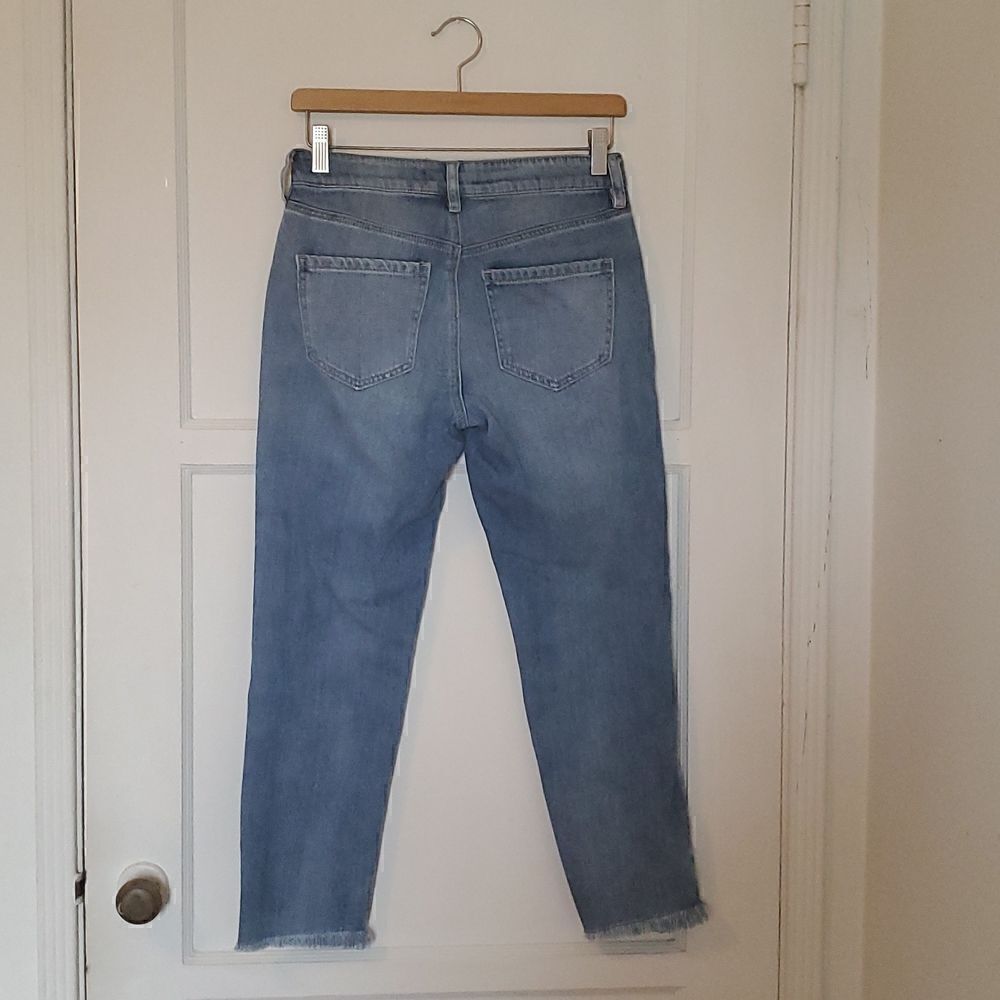 Refuge Floral Embroidered Cropped Jeans Size 2 - Picture 4 of 7